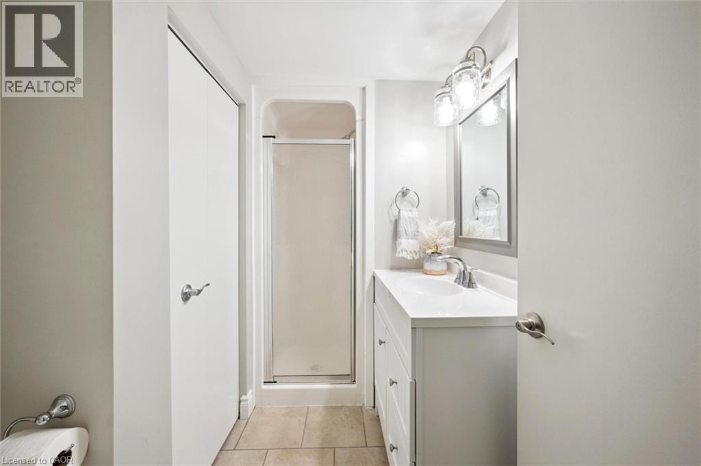 357 Grangewood Drive, Waterloo, Ontario  N2K 2E4 - Photo 29 - 40775422