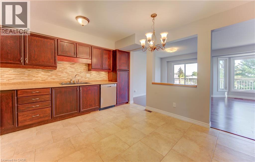 499 Oakvale Drive Unit# 6, Waterloo, Ontario  N2T 2G6 - Photo 7 - 40773151