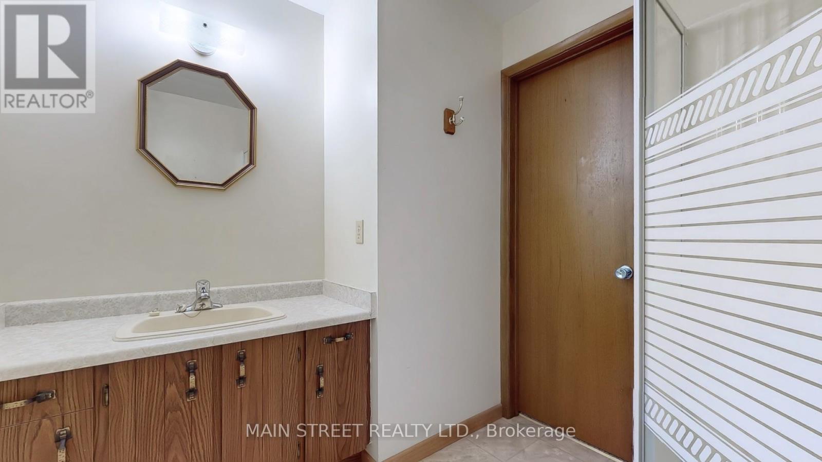 15 Windor Court, Brock, Ontario  L0E 1E0 - Photo 22 - N12436996
