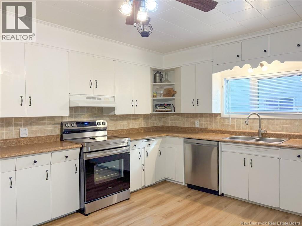 153 Elm Street, Woodstock, New Brunswick  E7M 1R7 - Photo 12 - NB127550