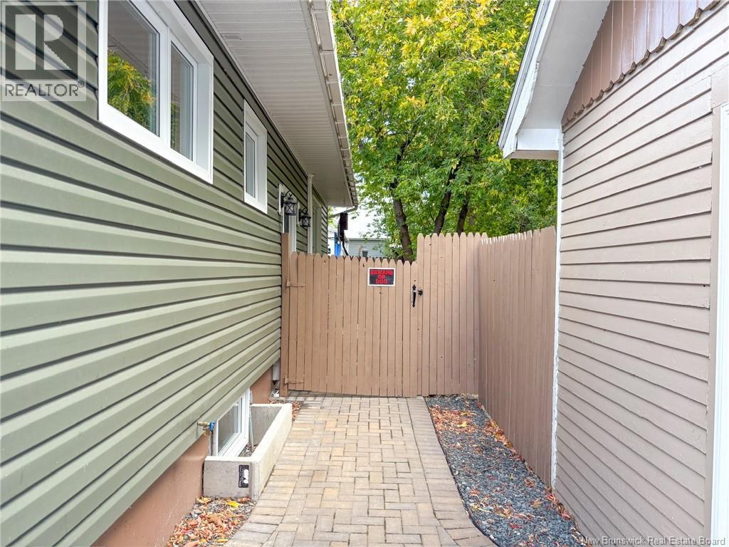 153 Elm Street, Woodstock, New Brunswick  E7M 1R7 - Photo 4 - NB127550