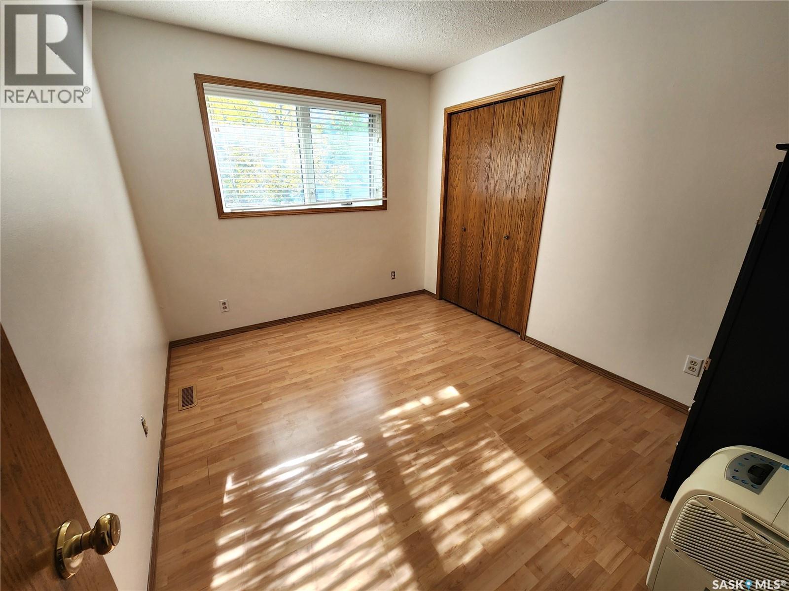 514 1st Avenue E, Lampman, Saskatchewan  S0C 1N0 - Photo 20 - SK019310
