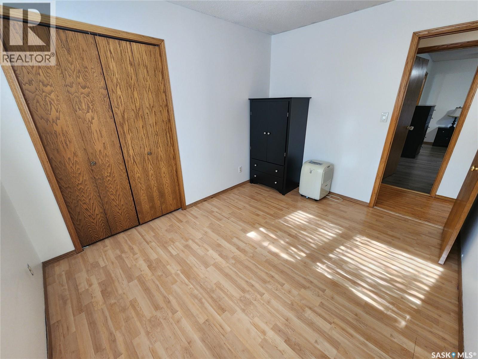 514 1st Avenue E, Lampman, Saskatchewan  S0C 1N0 - Photo 21 - SK019310