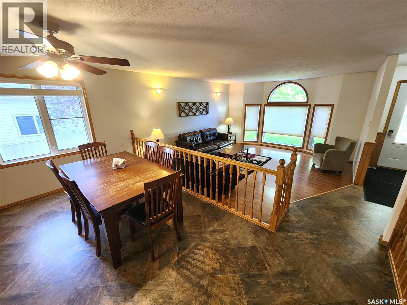 514 1st Avenue E, Lampman, Saskatchewan  S0C 1N0 - Photo 17 - SK019310