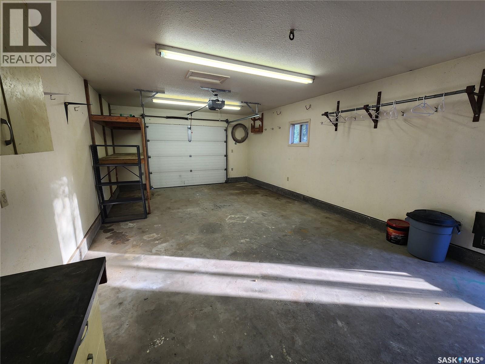 514 1st Avenue E, Lampman, Saskatchewan  S0C 1N0 - Photo 47 - SK019310