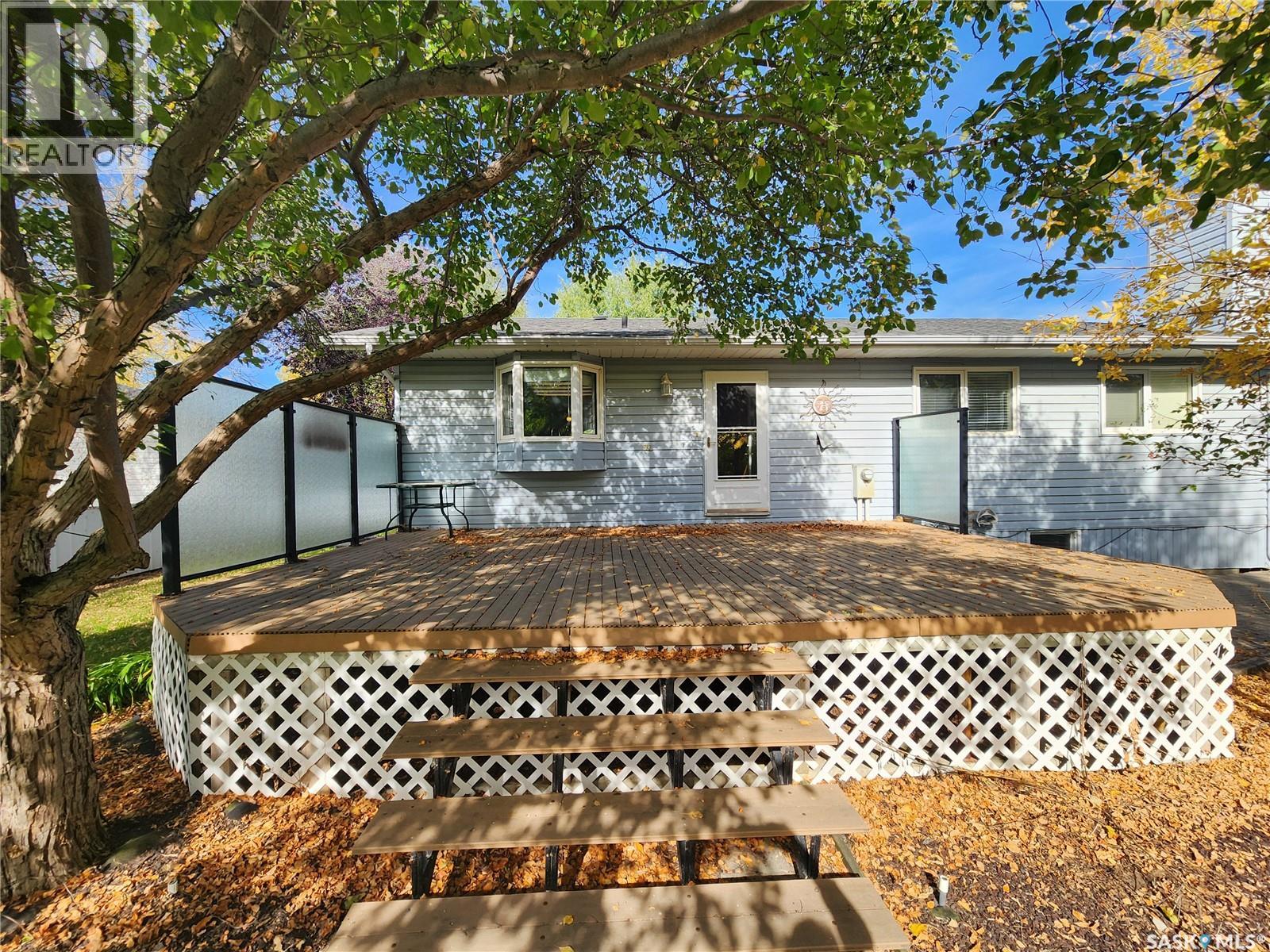 514 1st Avenue E, Lampman, Saskatchewan  S0C 1N0 - Photo 44 - SK019310