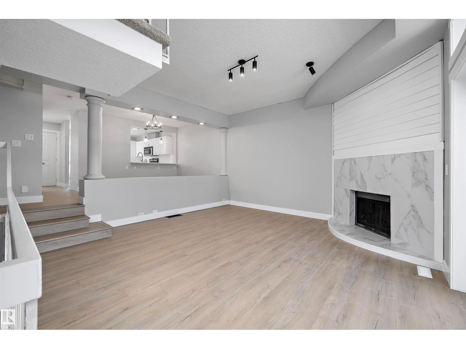 Property at 1511 LAKESIDE GR image 5