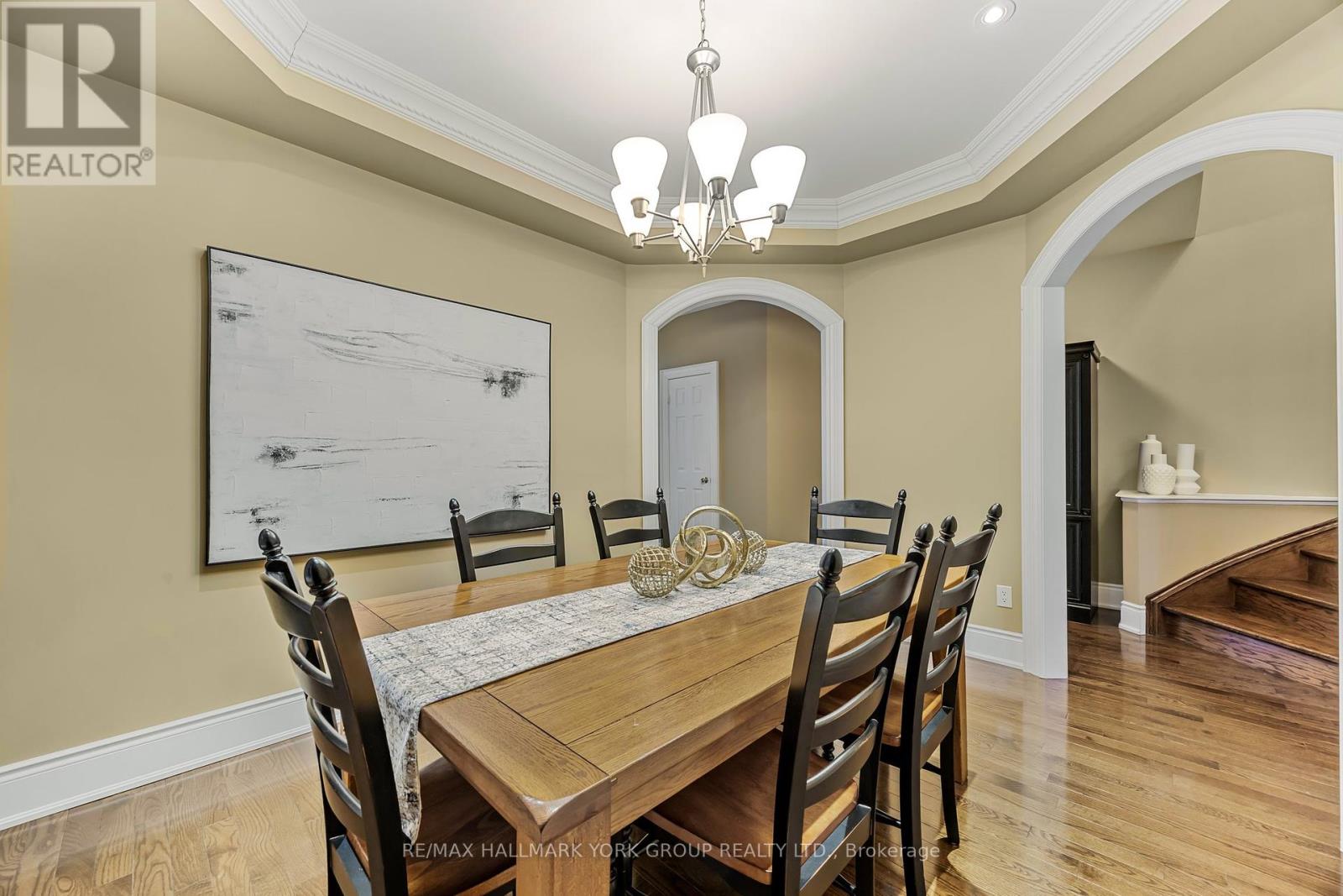 8 - 484 Worthington Avenue, Richmond Hill, Ontario  L4E 0E2 - Photo 2 - N12426369