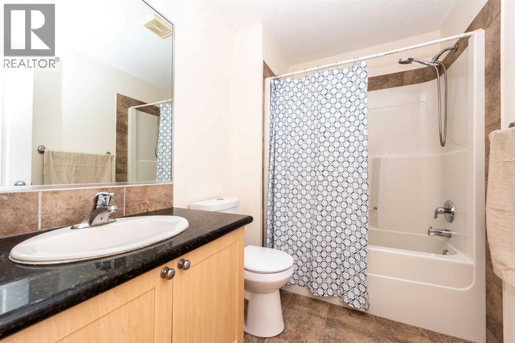 17 Royal Birkdale Crescent Nw, Calgary, Alberta  T3G 5R4 - Photo 22 - A2261089