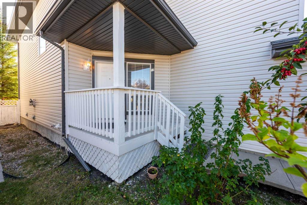 17 Royal Birkdale Crescent Nw, Calgary, Alberta  T3G 5R4 - Photo 36 - A2261089