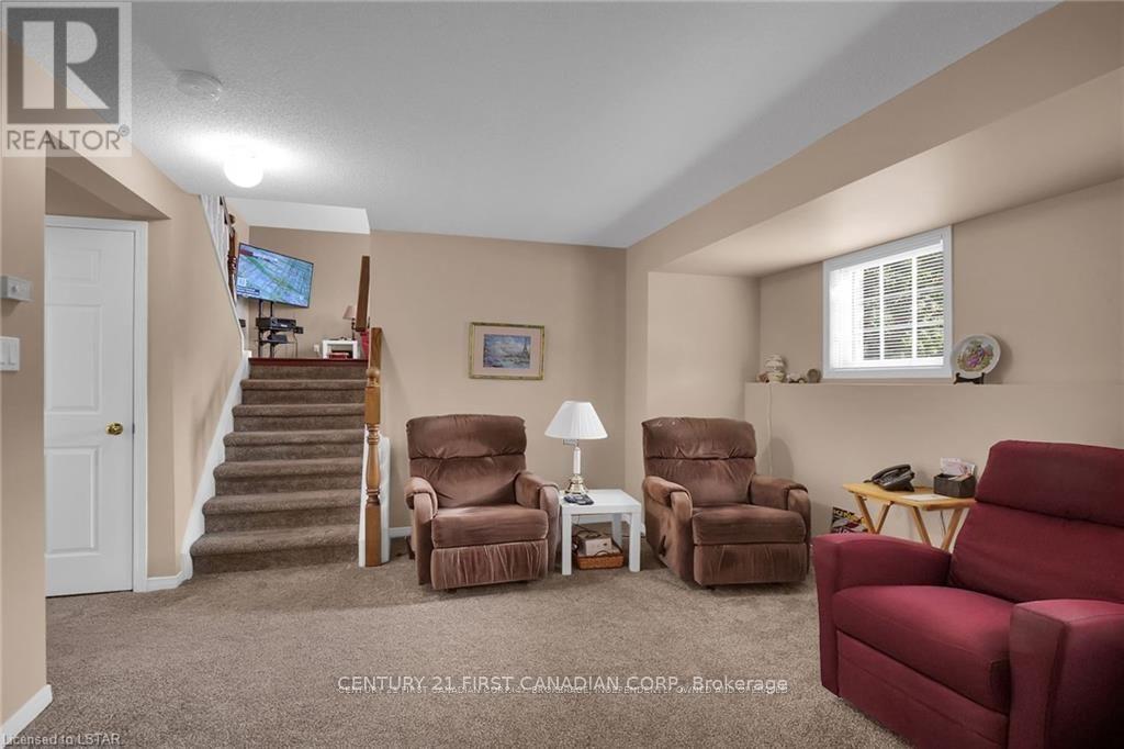 44 - 335 Lighthouse Road, London South, Ontario  N6M 1J8 - Photo 18 - X12437572