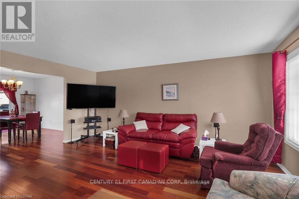 44 - 335 Lighthouse Road, London South, Ontario  N6M 1J8 - Photo 7 - X12437572