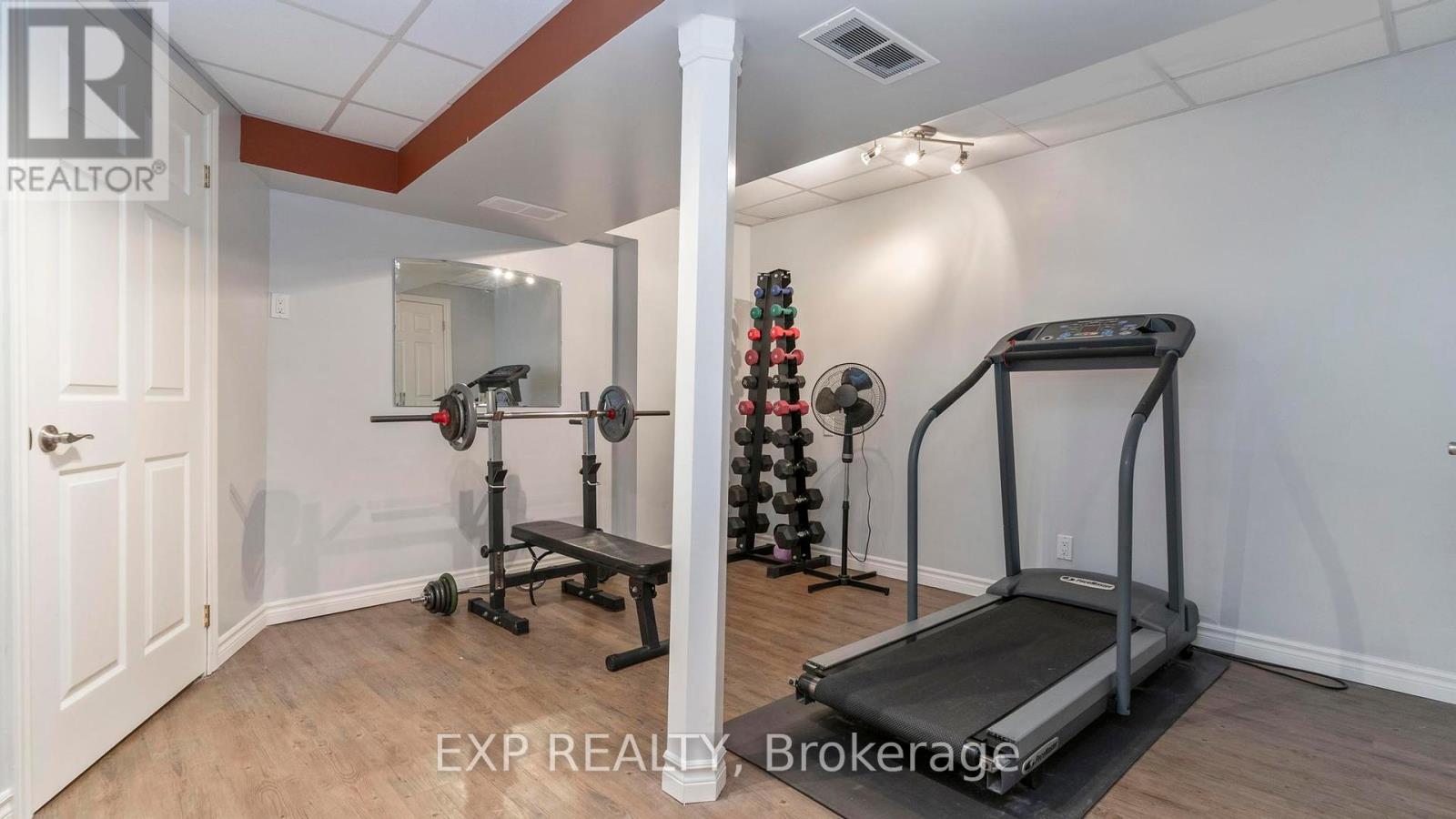 116 Glenroy Crescent, London South, Ontario  N5Z 4H7 - Photo 22 - X12437580