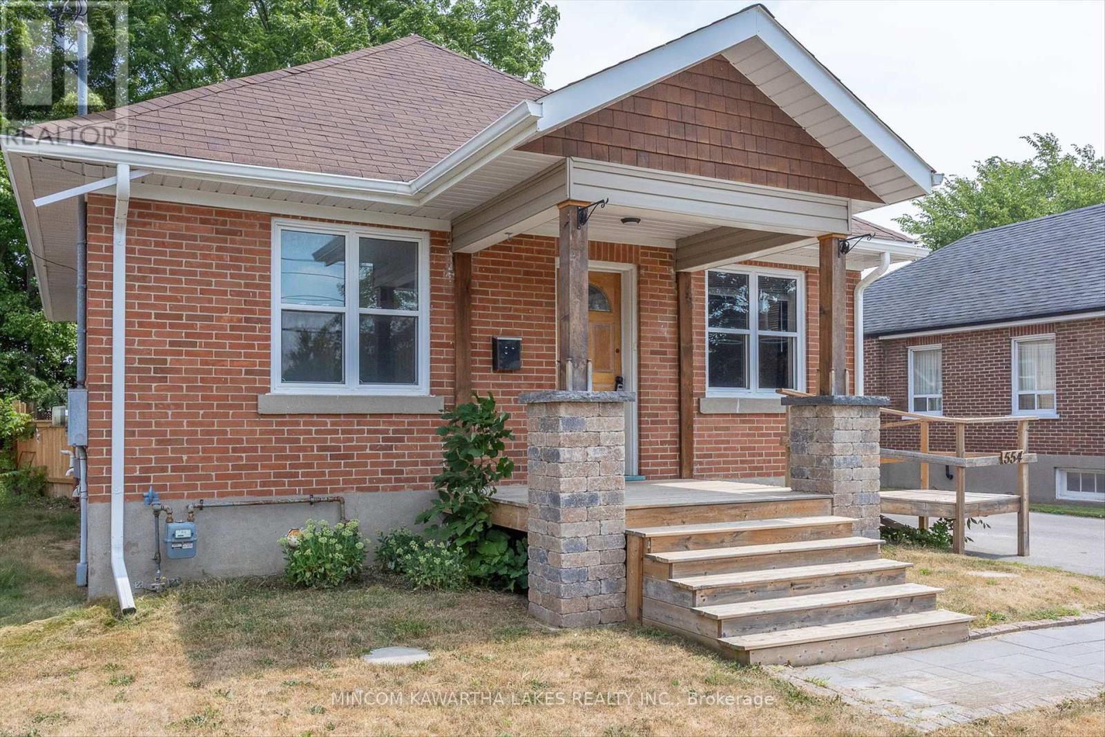 554 Monaghan Road, Peterborough South, Ontario  K9J 5H7 - Photo 2 - X12437590