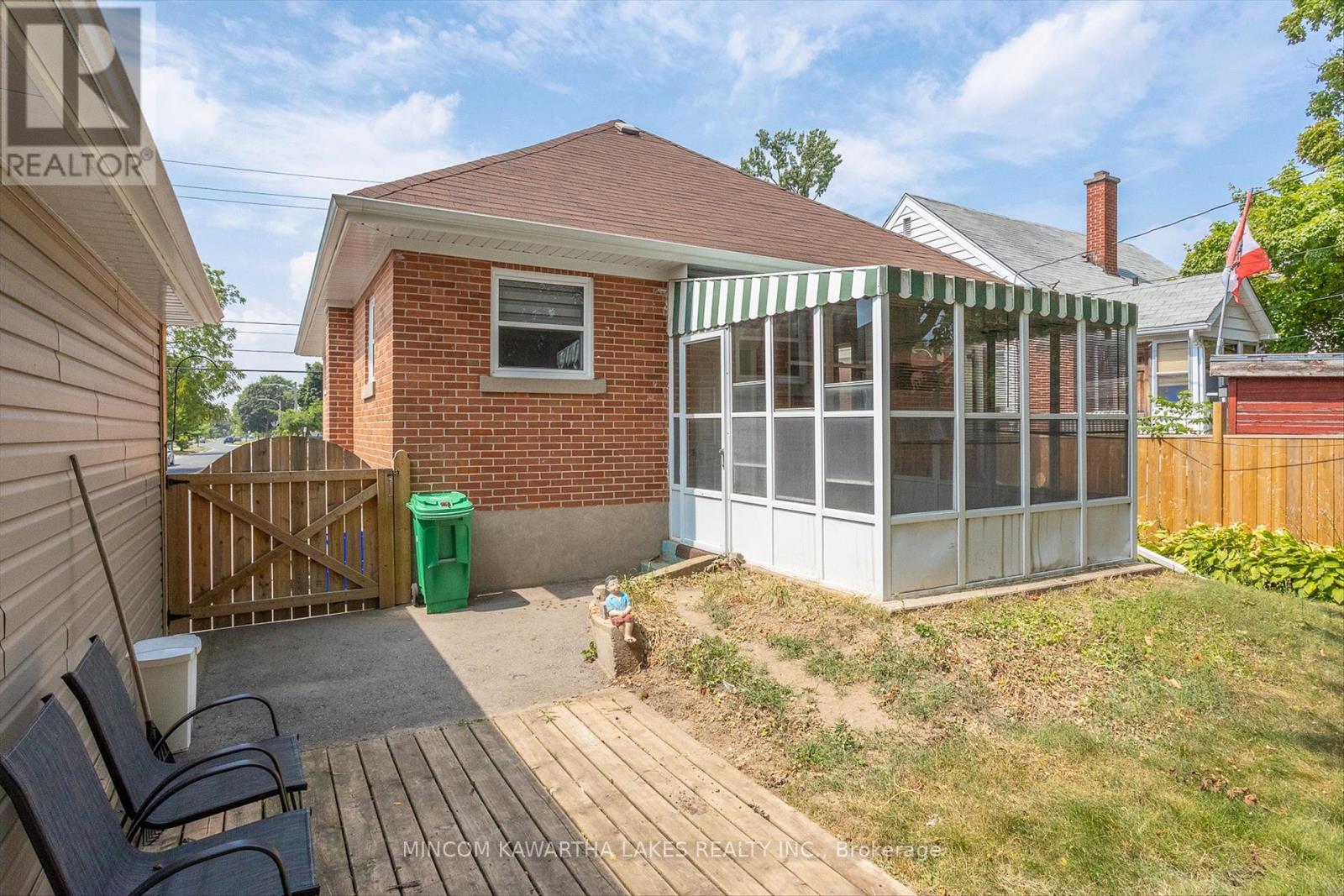 554 Monaghan Road, Peterborough South, Ontario  K9J 5H7 - Photo 34 - X12437590