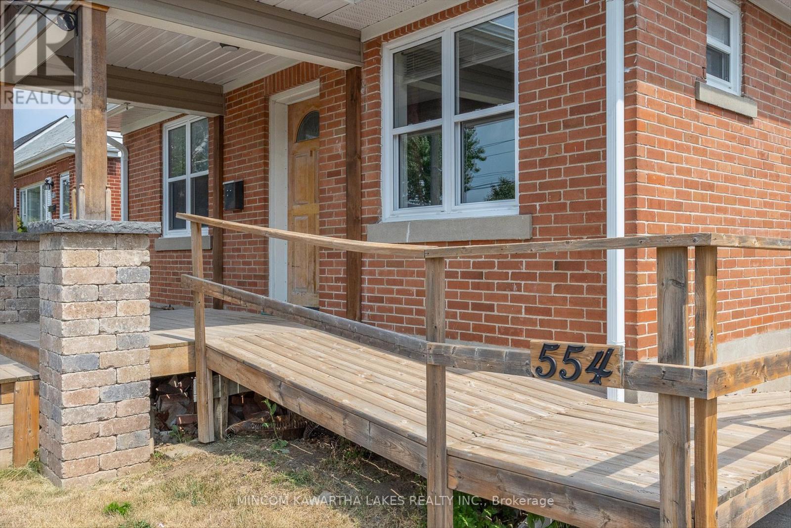 554 Monaghan Road, Peterborough South, Ontario  K9J 5H7 - Photo 4 - X12437590