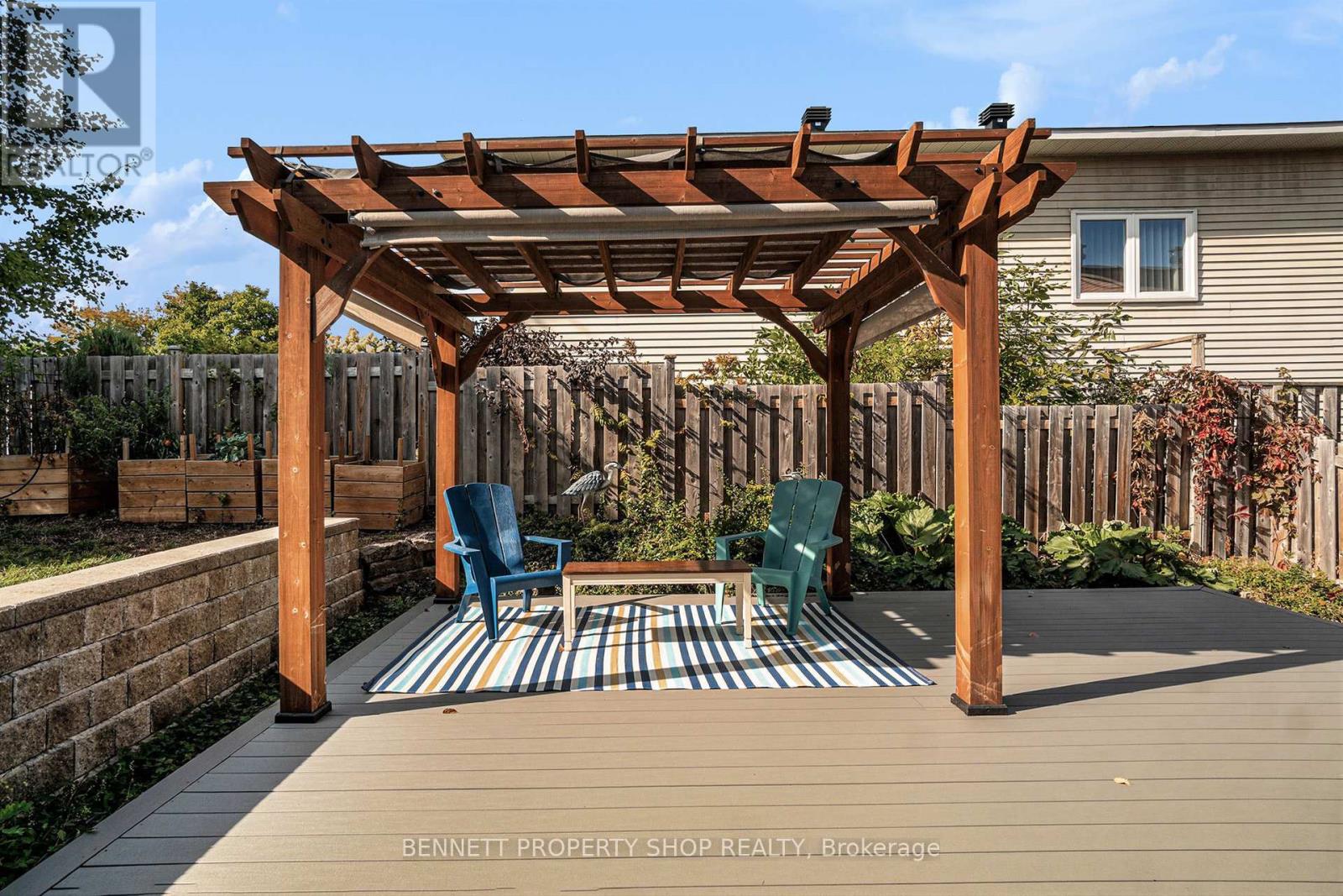 21 Pattermead Crescent, Ottawa, Ontario  K1V 0A1 - Photo 18 - X12437601