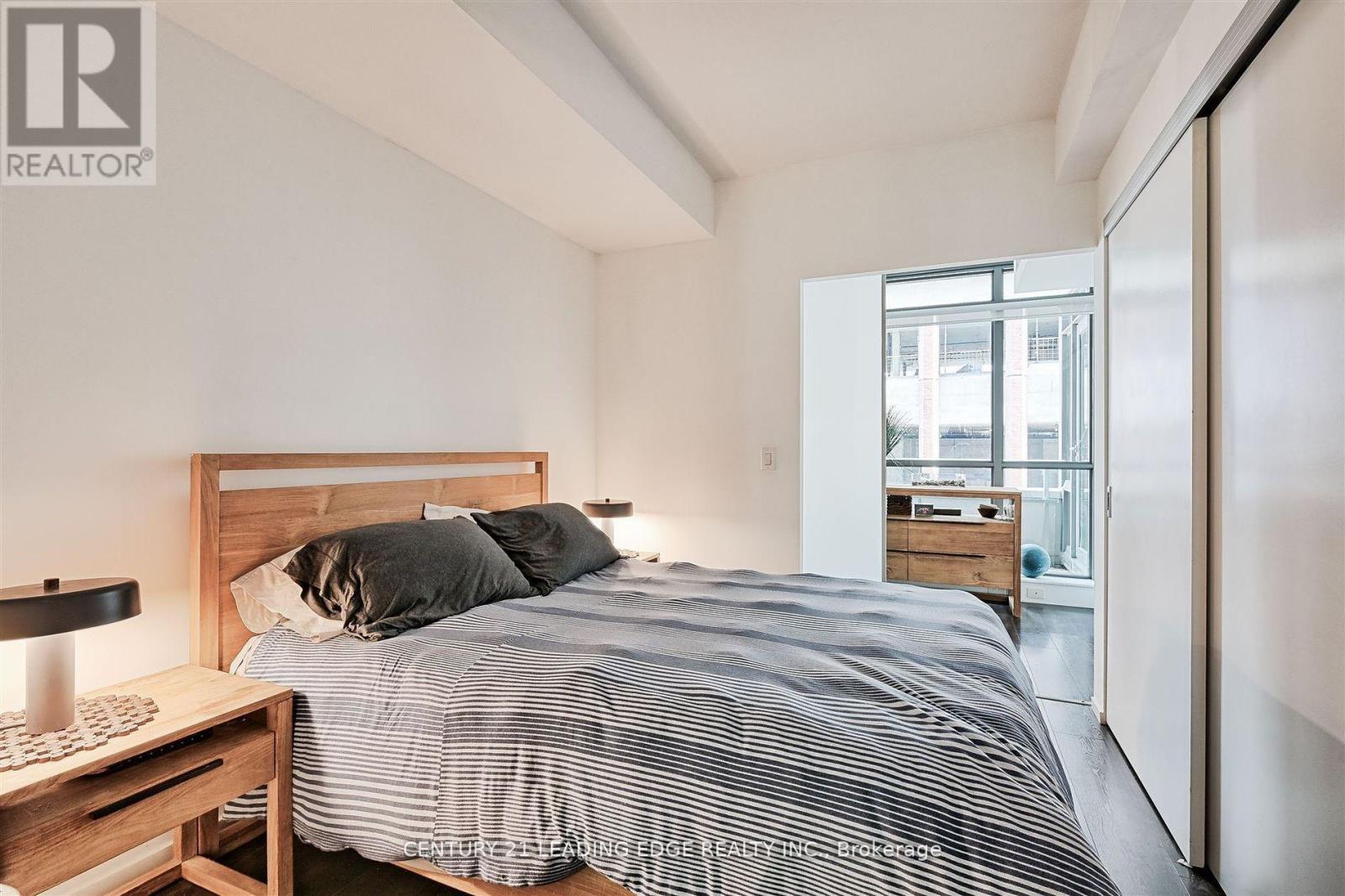 405 - 8 Charlotte Street, Toronto, Ontario  M5V 0K4 - Photo 16 - C12377304