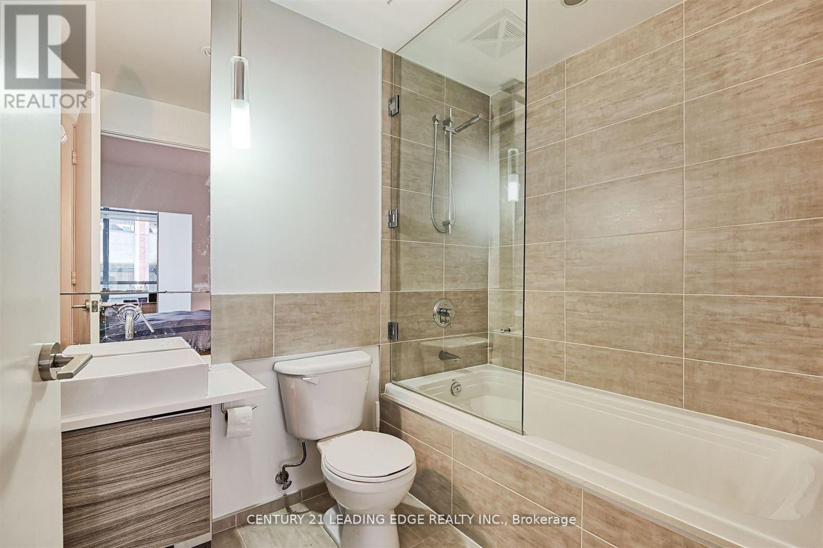 405 - 8 Charlotte Street, Toronto, Ontario  M5V 0K4 - Photo 17 - C12377304