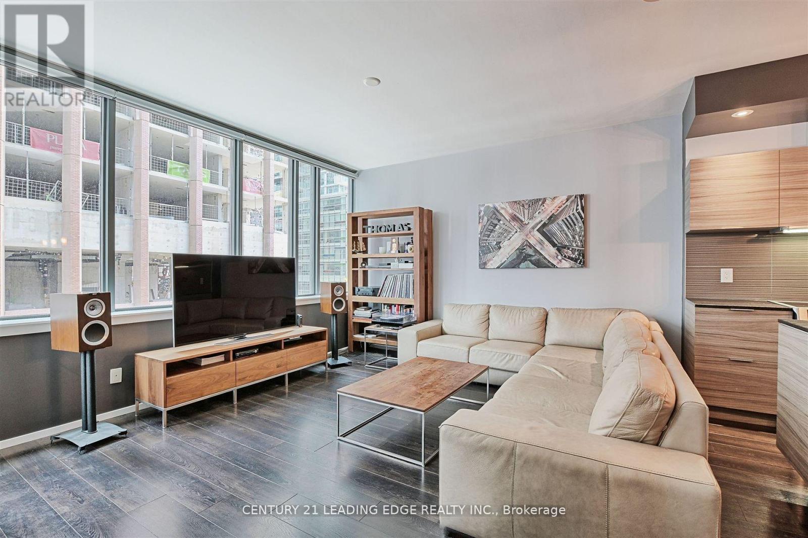 405 - 8 Charlotte Street, Toronto, Ontario  M5V 0K4 - Photo 9 - C12377304