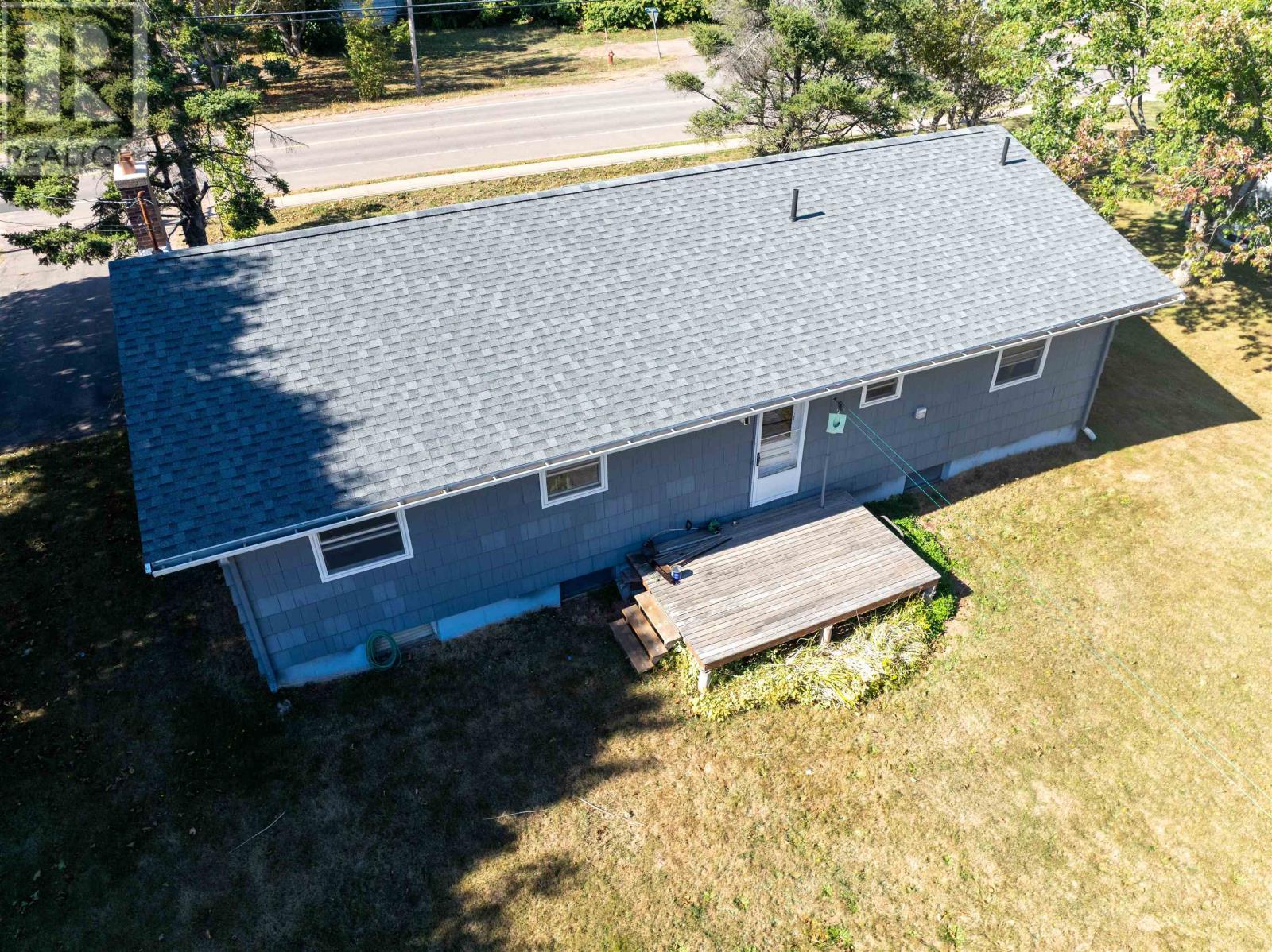 28 Hopeton Road, Stratford, Prince Edward Island  C1B 1T7 - Photo 3 - 202524752