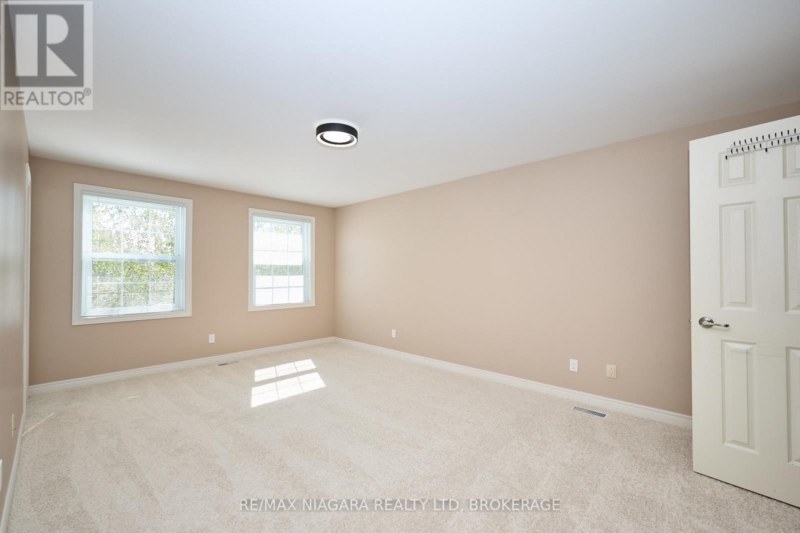 1 Breckenridge Boulevard, St. Catharines (Grapeview), Ontario  L2W 1A7 - Photo 26 - X12437589