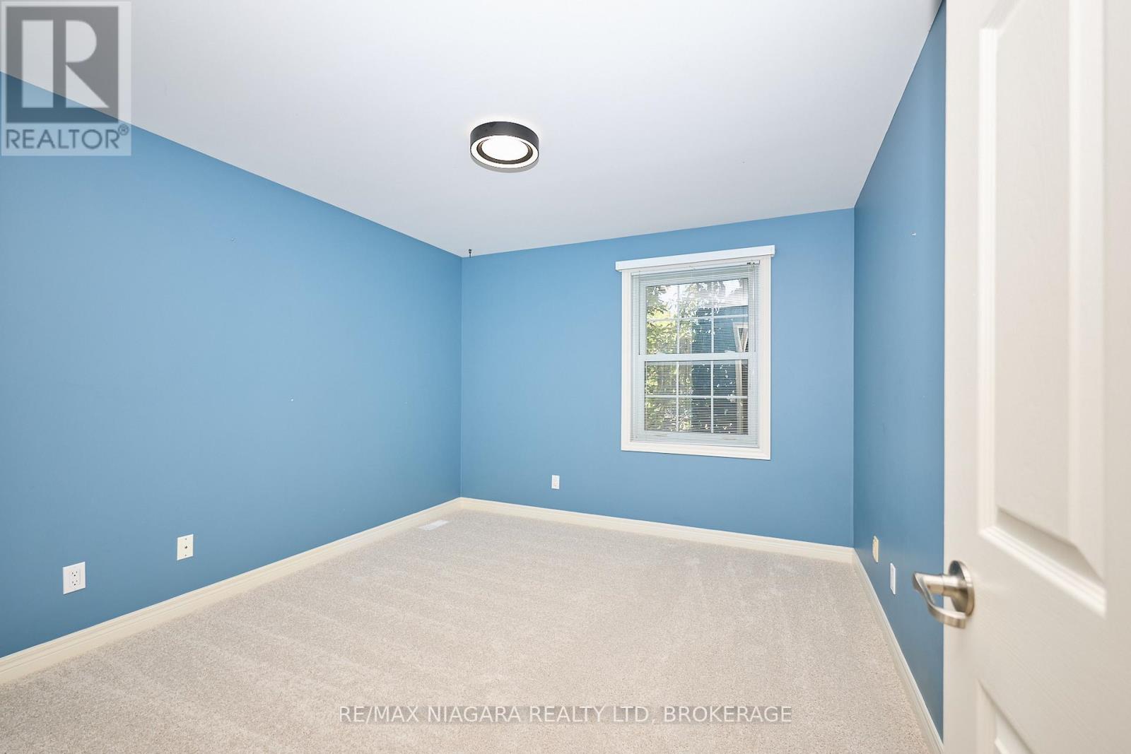 1 Breckenridge Boulevard, St. Catharines (Grapeview), Ontario  L2W 1A7 - Photo 32 - X12437589
