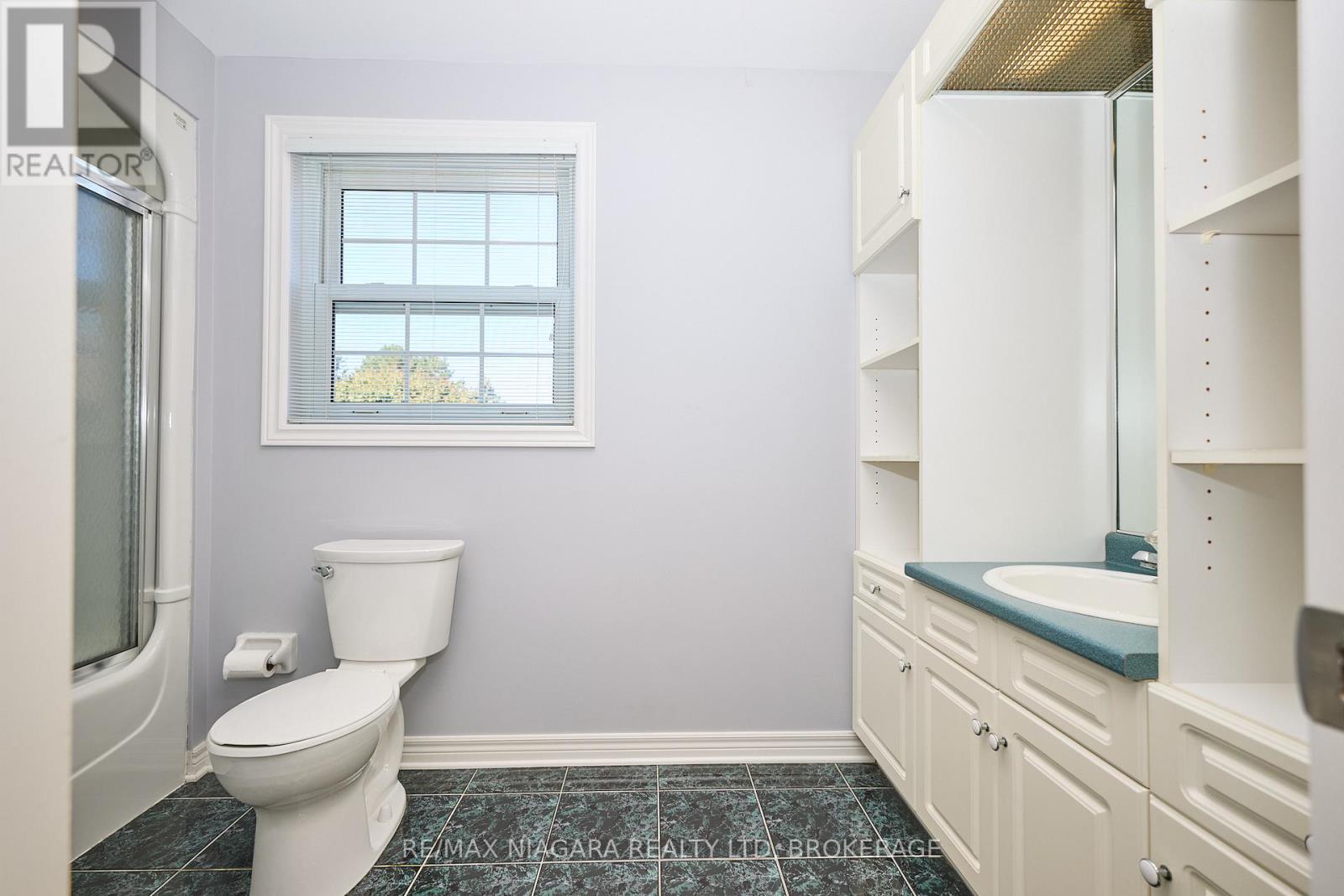 1 Breckenridge Boulevard, St. Catharines (Grapeview), Ontario  L2W 1A7 - Photo 34 - X12437589
