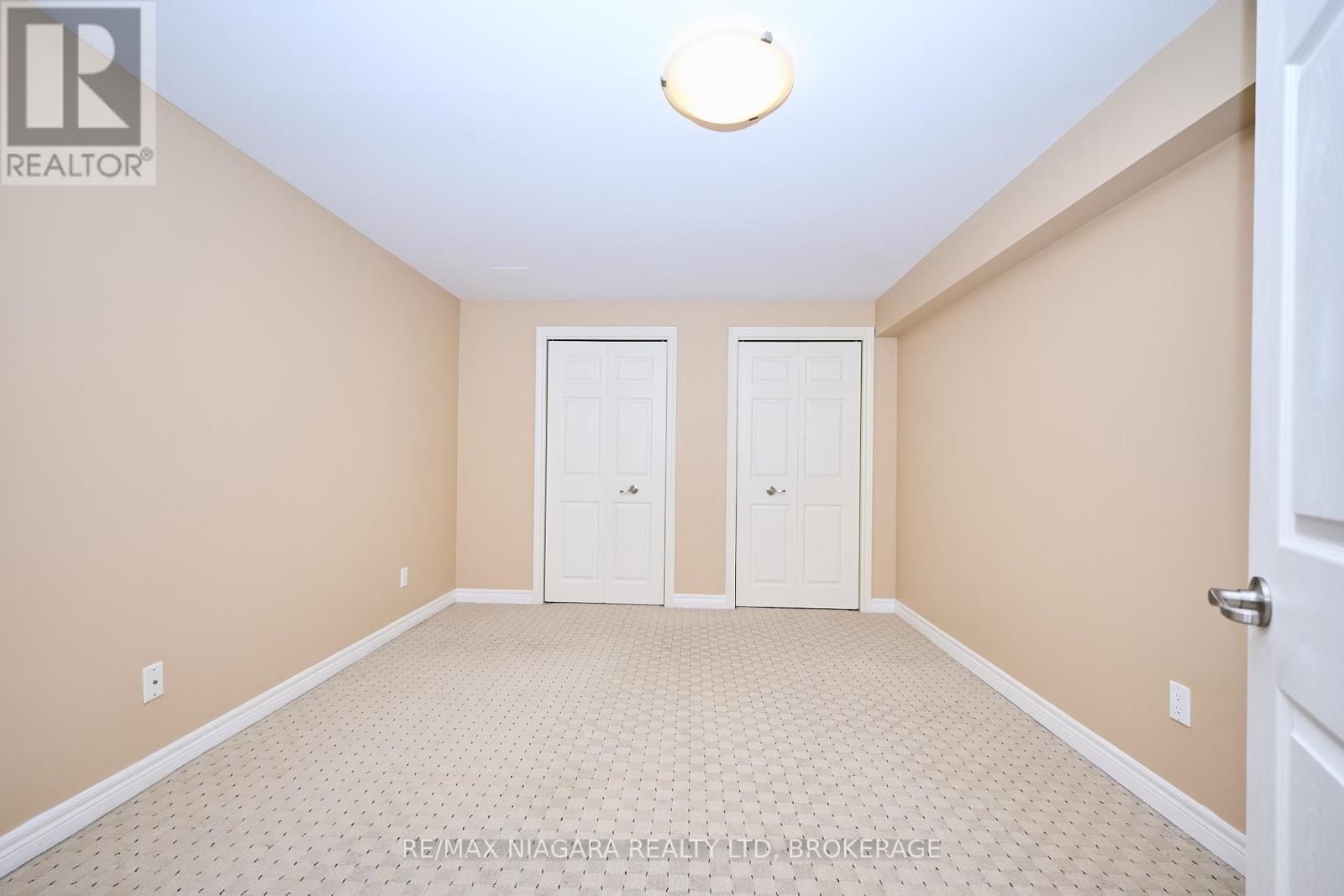 1 Breckenridge Boulevard, St. Catharines (Grapeview), Ontario  L2W 1A7 - Photo 44 - X12437589