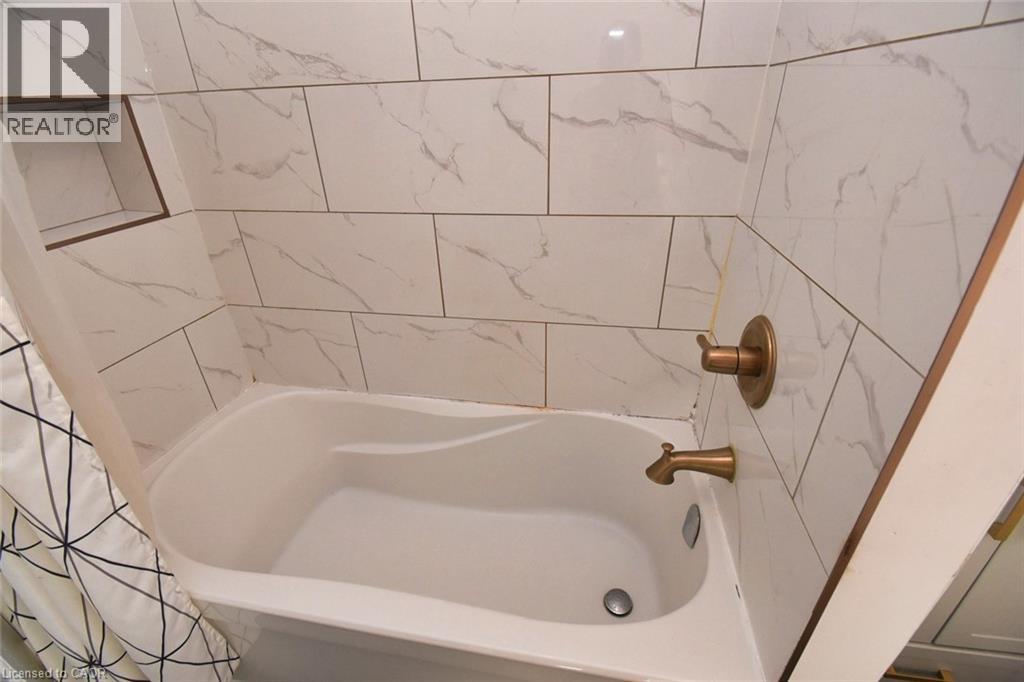 150 Victoria Avenue N, Hamilton, Ontario  L8L 5E8 - Photo 33 - 40774655