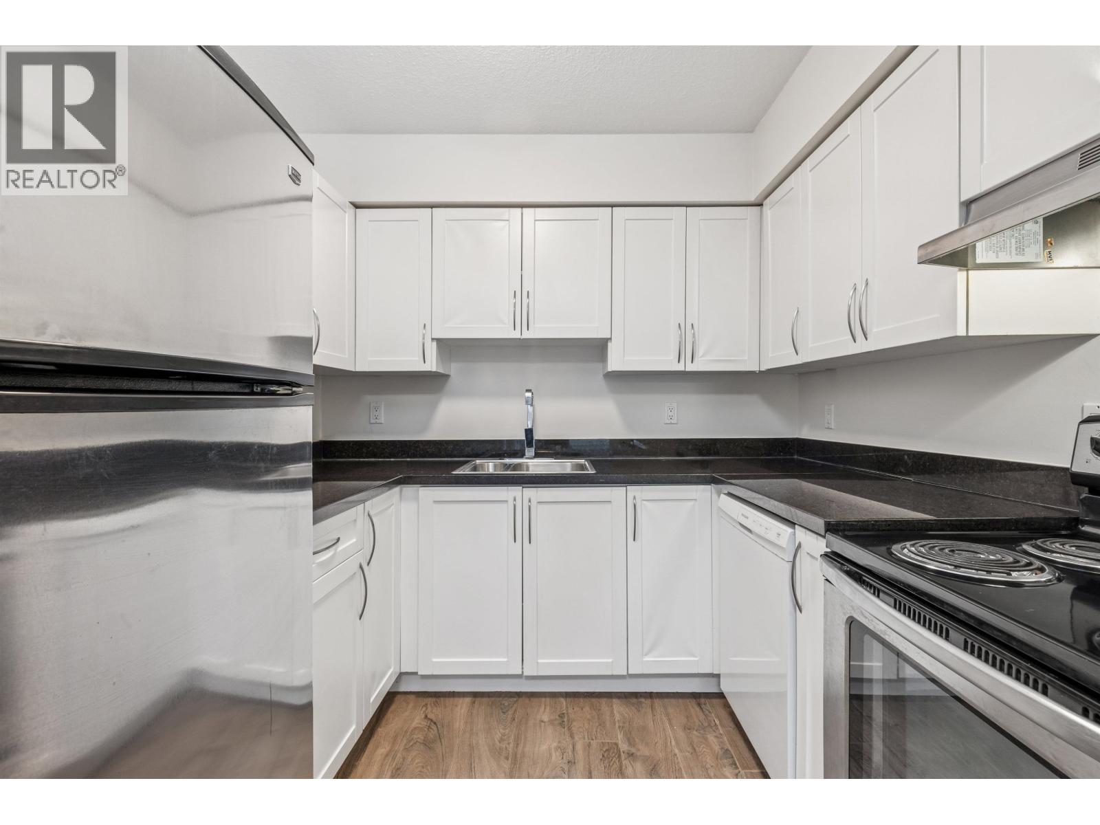 306 212 Forbes Avenue, North Vancouver, British Columbia  V7M 3E5 - Photo 8 - R3053839