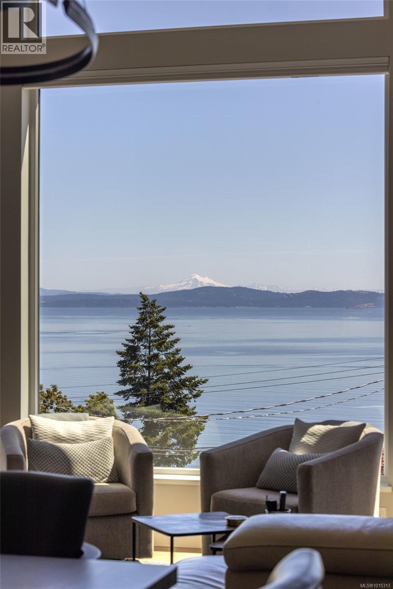 928 Claremont Ave, Saanich, British Columbia  V8Y 1K3 - Photo 14 - 1015313