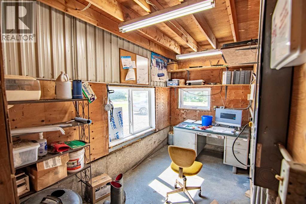 20076 Township Road 370, Rural Stettler No. 6, Alberta  T0J 1K0 - Photo 40 - A2251928