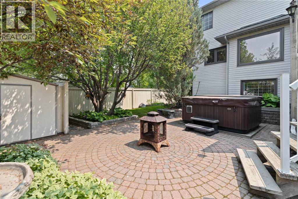 103 Diamond Court Se, Calgary, Alberta  T2J 7B3 - Photo 33 - A2254244
