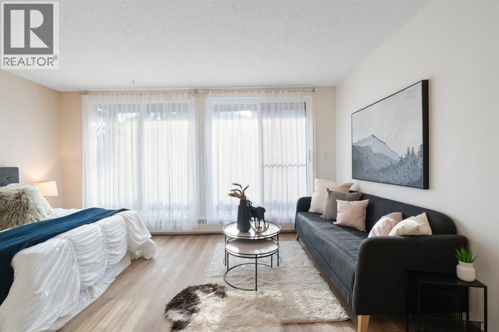 202, 414 Squirrel Street, Banff, Alberta  T1L 1E6 - Photo 2 - A2260280