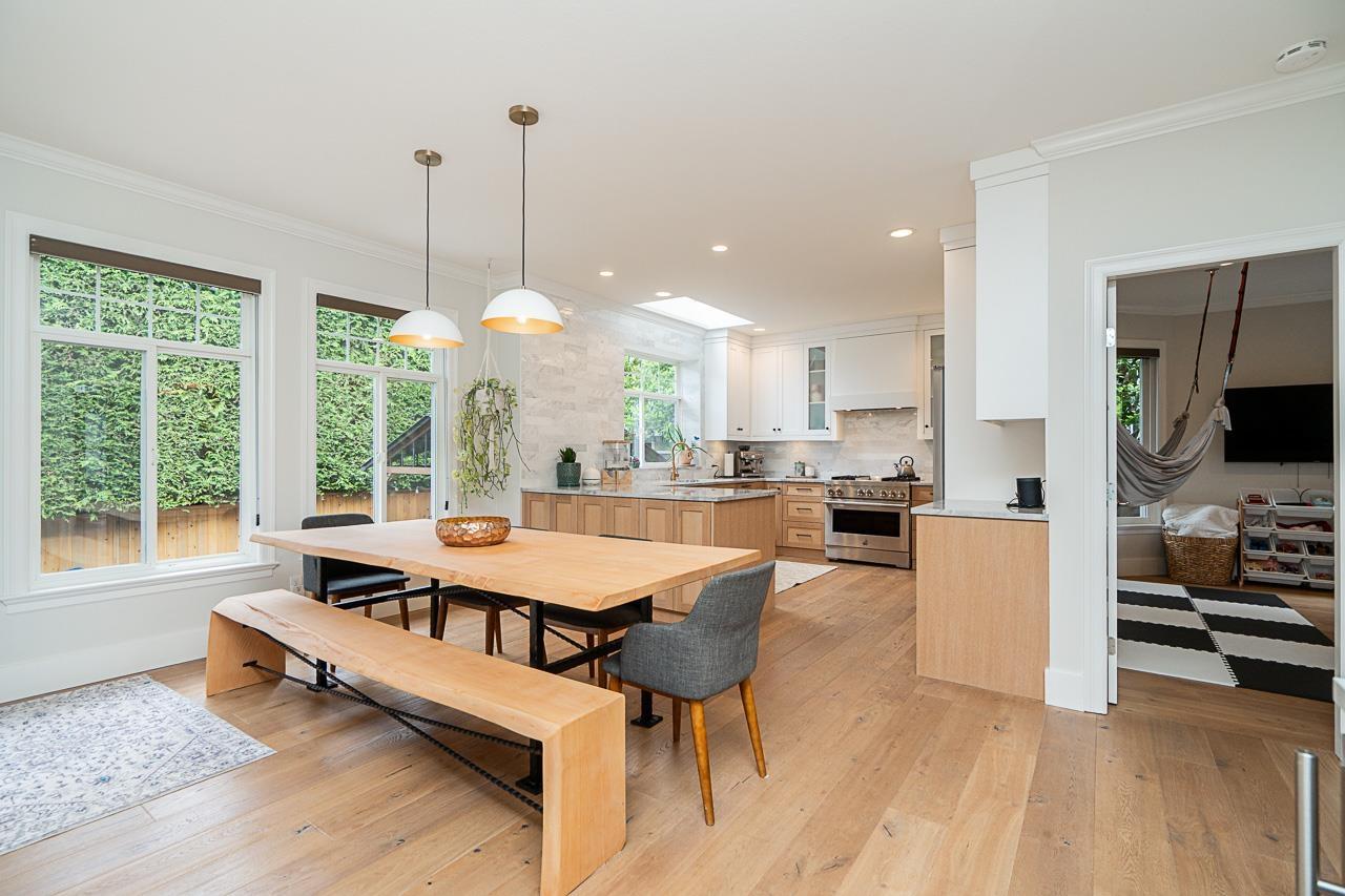 15535 36b Avenue, Surrey, British Columbia  V3Z 0H1 - Photo 2 - R3053877