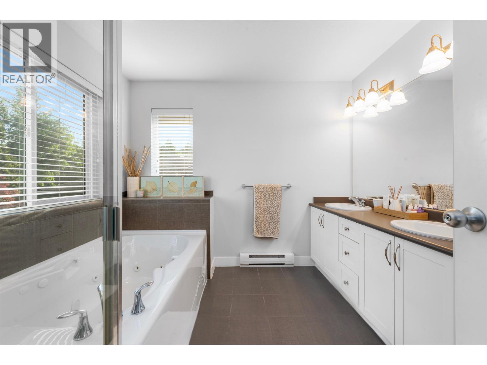 3382 Darwin Avenue, Coquitlam, British Columbia  V3B 0C9 - Photo 15 - R3053791