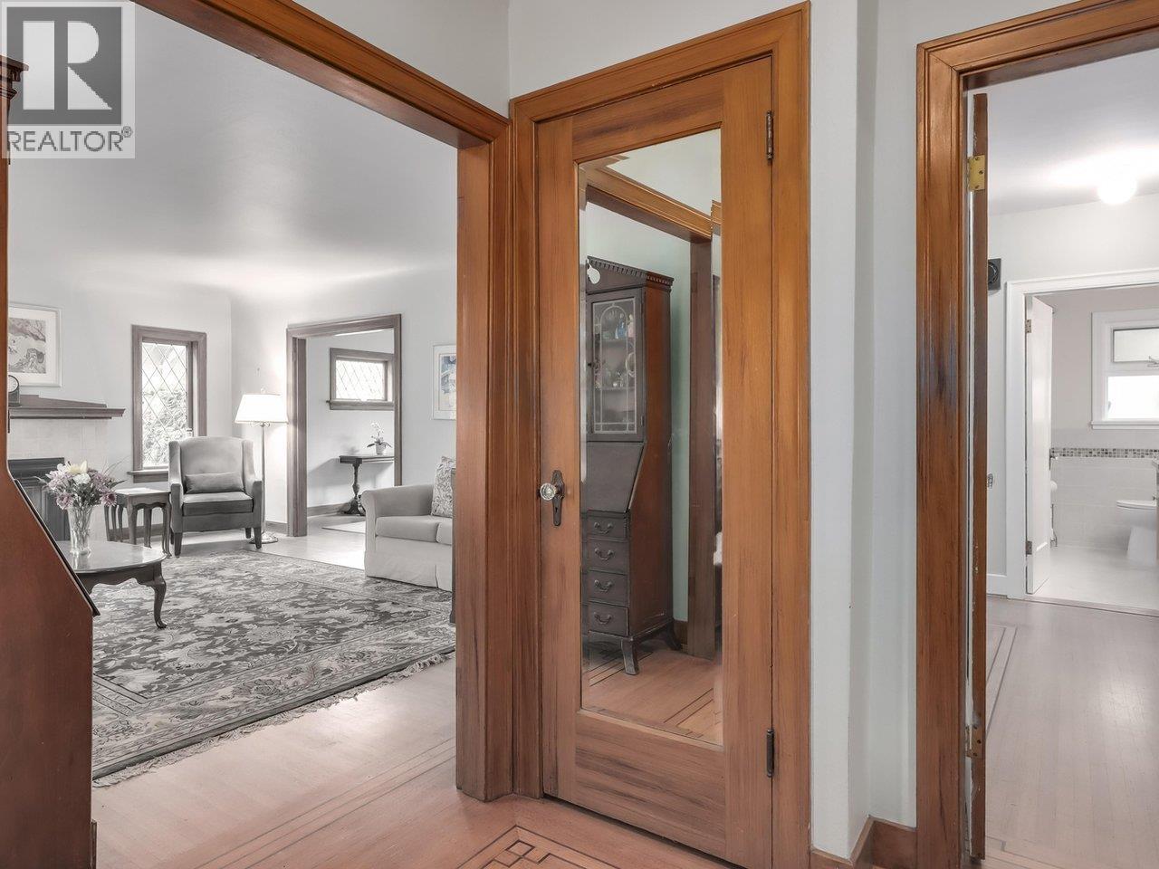 3238 W King Edward Avenue, Vancouver, British Columbia  V6L 1V7 - Photo 2 - R3053793