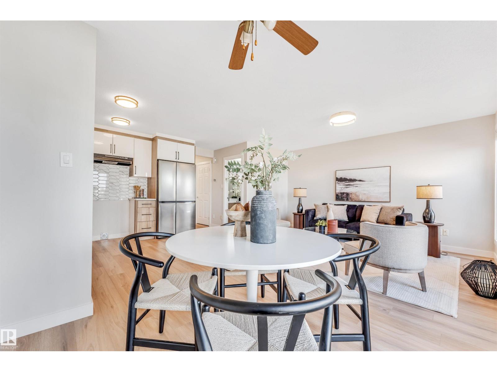 3008 31 AV NW, Edmonton, Alberta