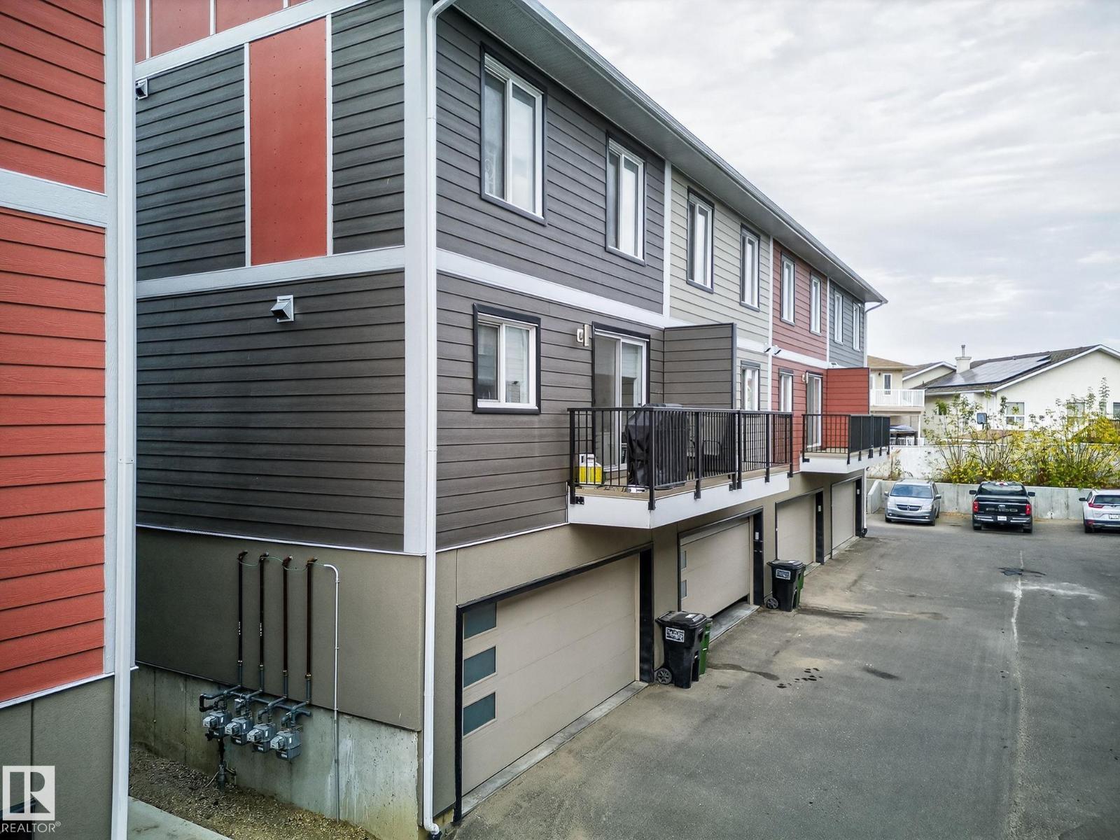 #16 9250 156 Av Nw, Edmonton, Alberta  T5Z 3N7 - Photo 3 - E4460242