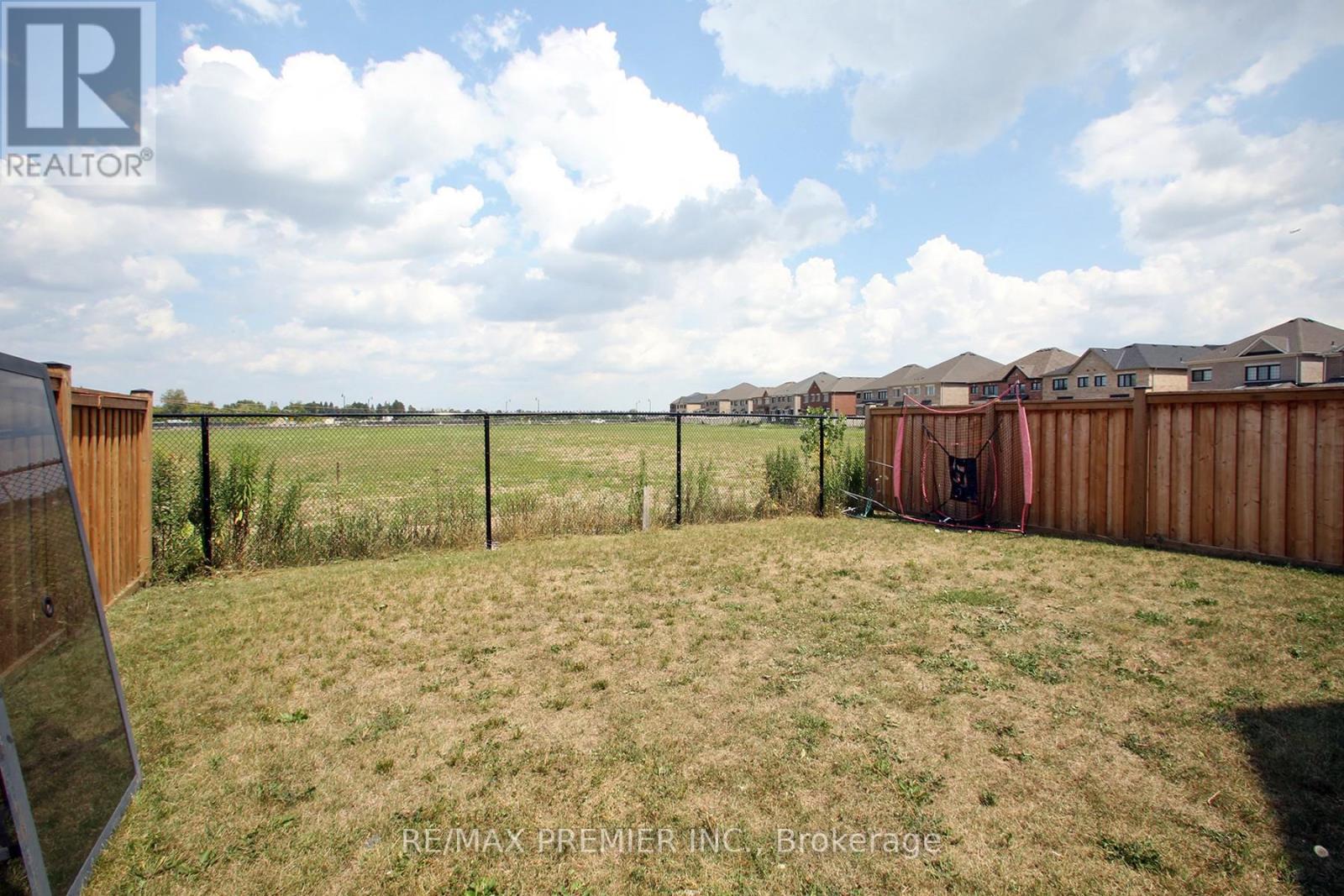 11 Twilley Road, Brampton, Ontario  L6Y 6J7 - Photo 35 - W12437067