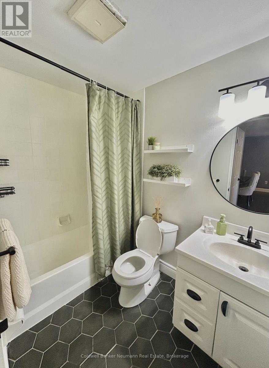 1206 - 55 Green Valley Drive, Kitchener, Ontario  N2P 1Z6 - Photo 24 - X12436327