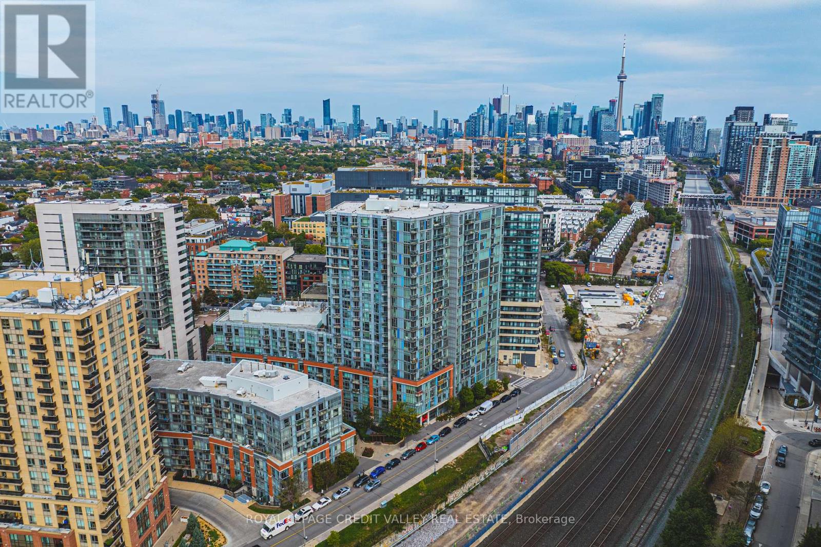 609 - 150 Sudbury Street, Toronto, Ontario  M6J 3S8 - Photo 3 - C12437441