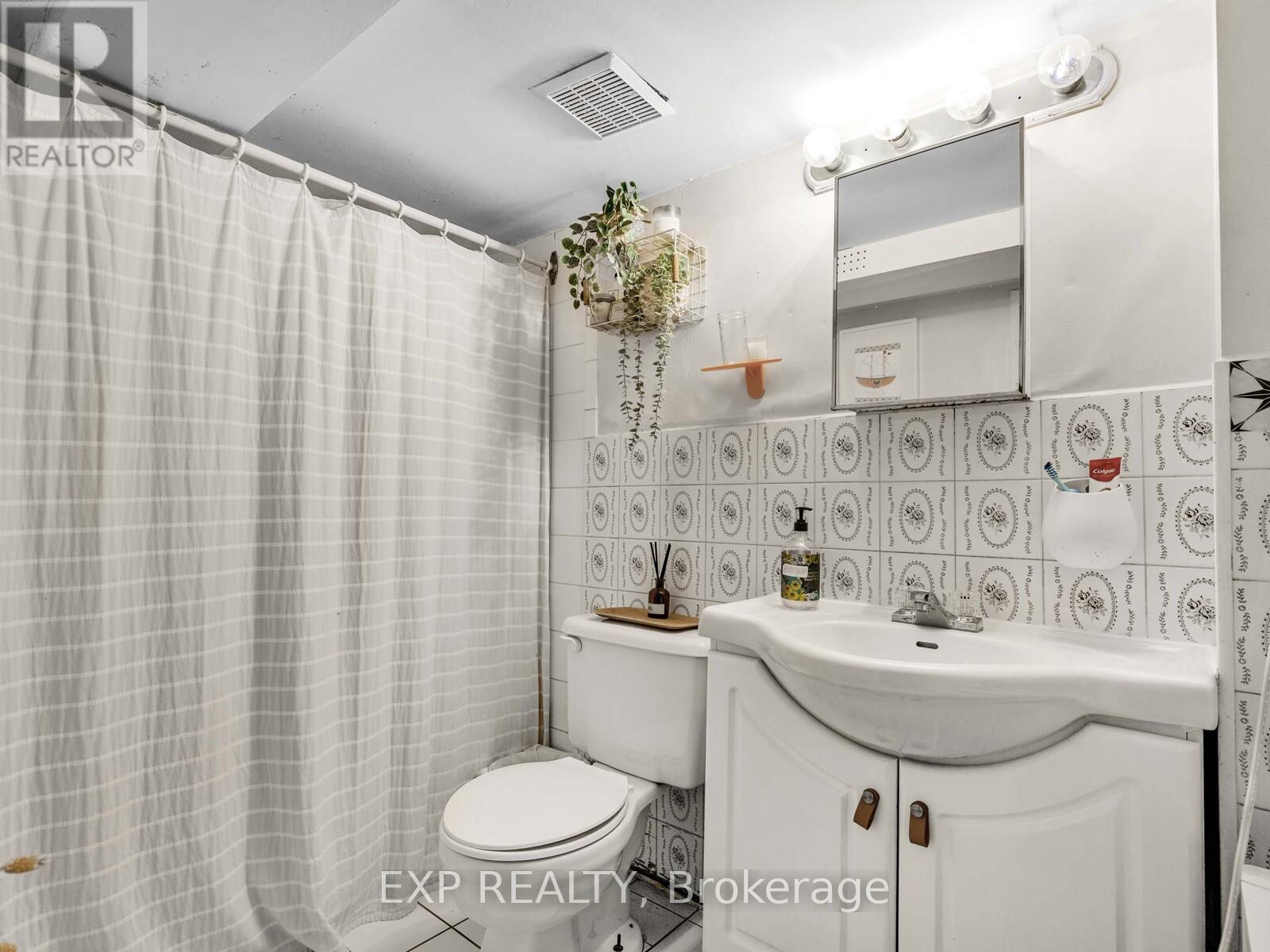 260 Shaw Street, Toronto, Ontario  M6J 2W9 - Photo 15 - C12437447