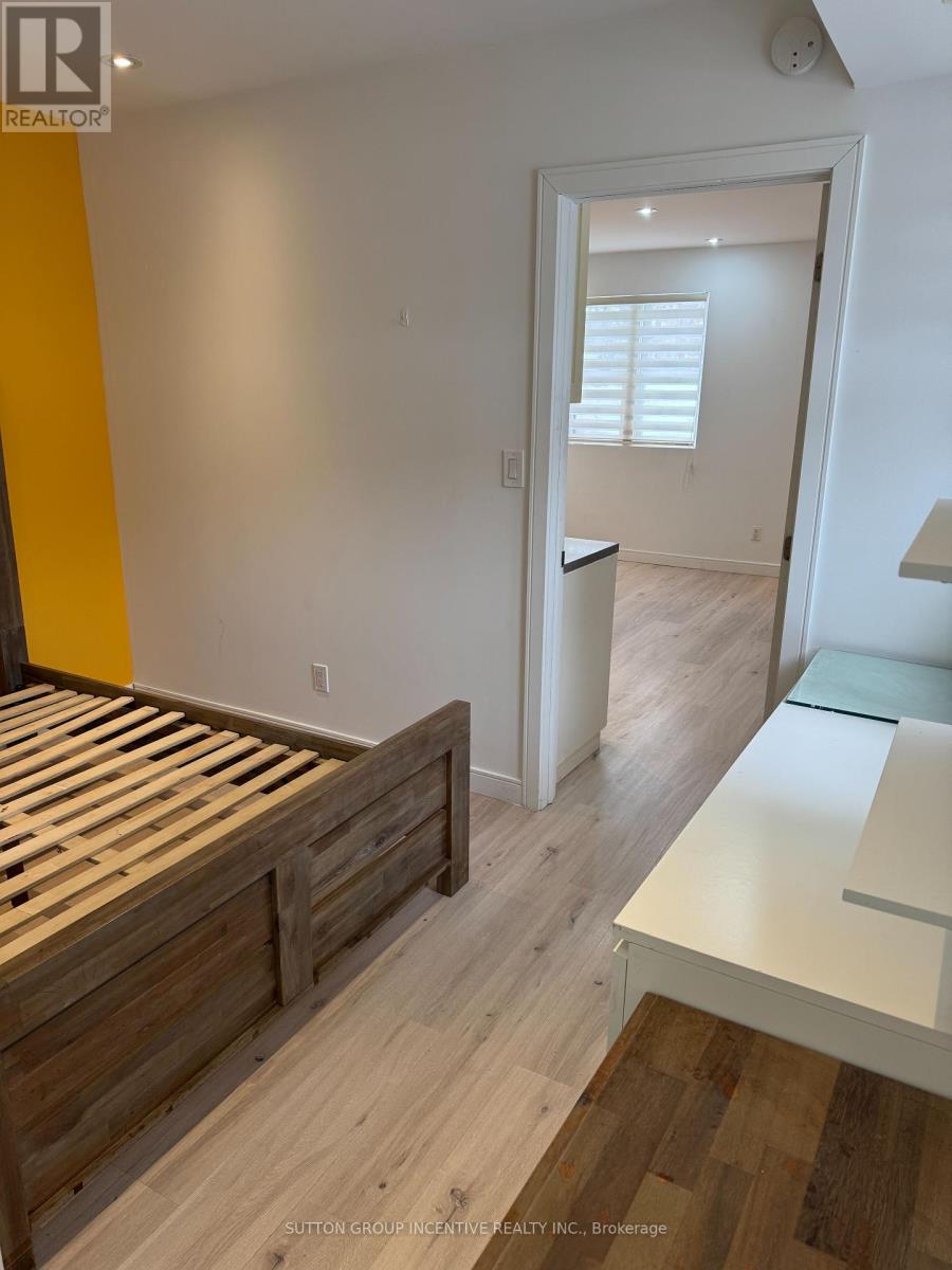 Lower 1 - 233 Ellerslie Avenue, Toronto, Ontario  M2N 1Y3 - Photo 5 - C12437454