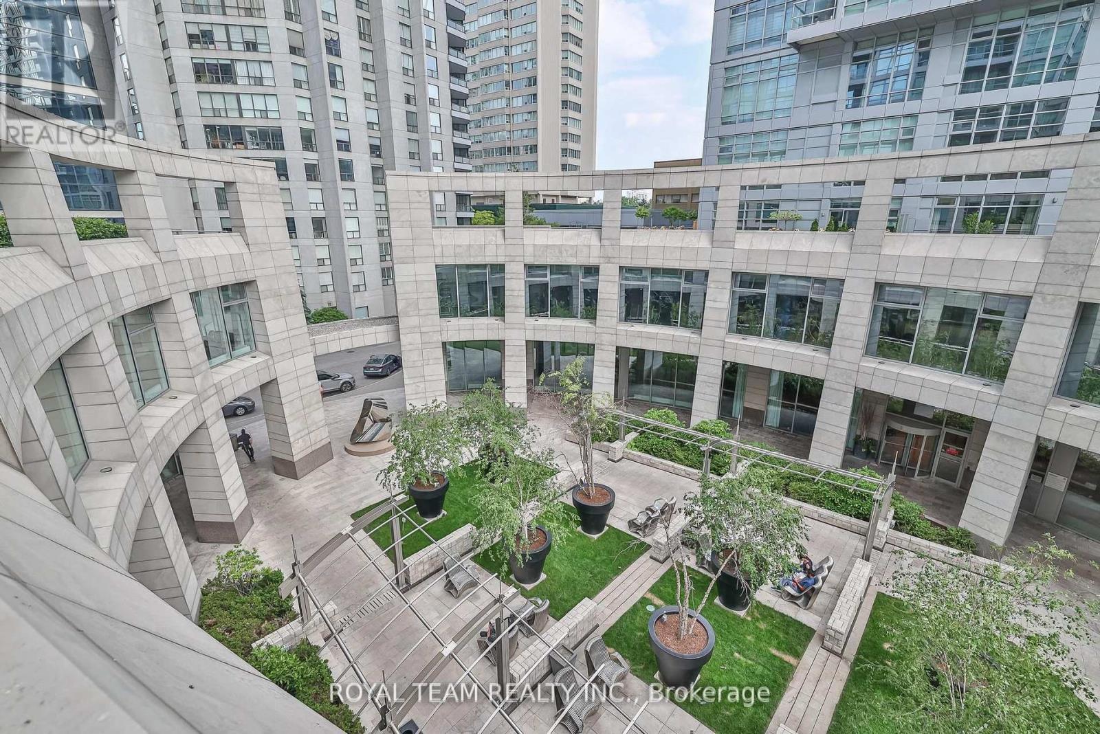 2312 - 2181 Yonge Street, Toronto, Ontario  M4S 2B1 - Photo 3 - C12437463