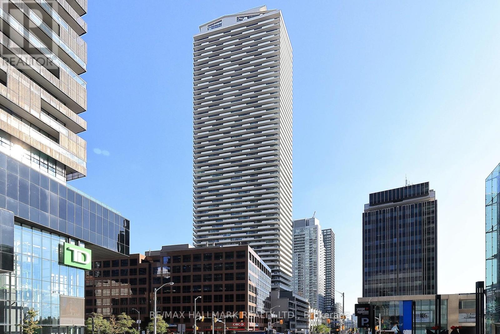 1011 - 2221 YONGE STREET, Toronto, Ontario