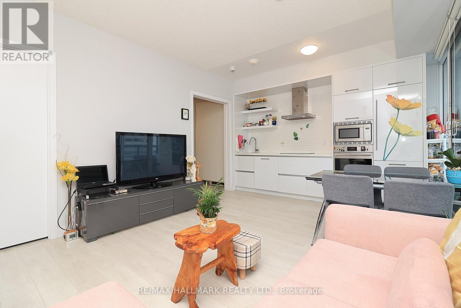 1011 - 2221 Yonge Street, Toronto, Ontario  M4S 0B8 - Photo 11 - C12437470