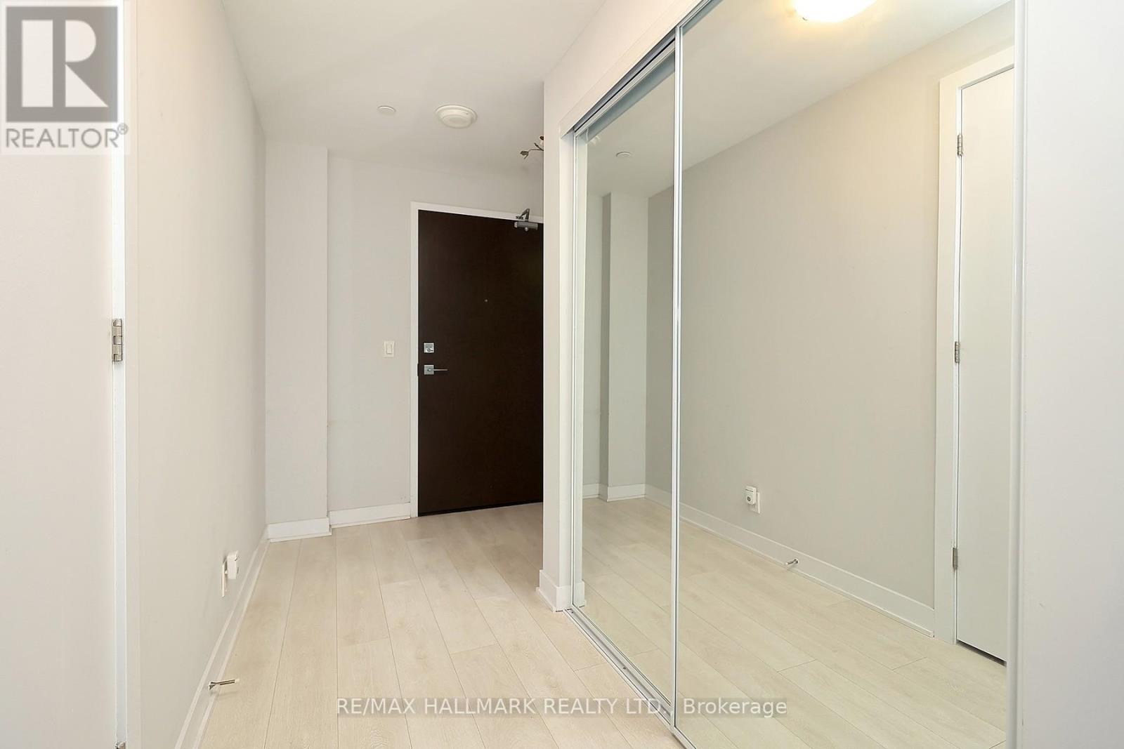 1011 - 2221 Yonge Street, Toronto, Ontario  M4S 0B8 - Photo 3 - C12437470