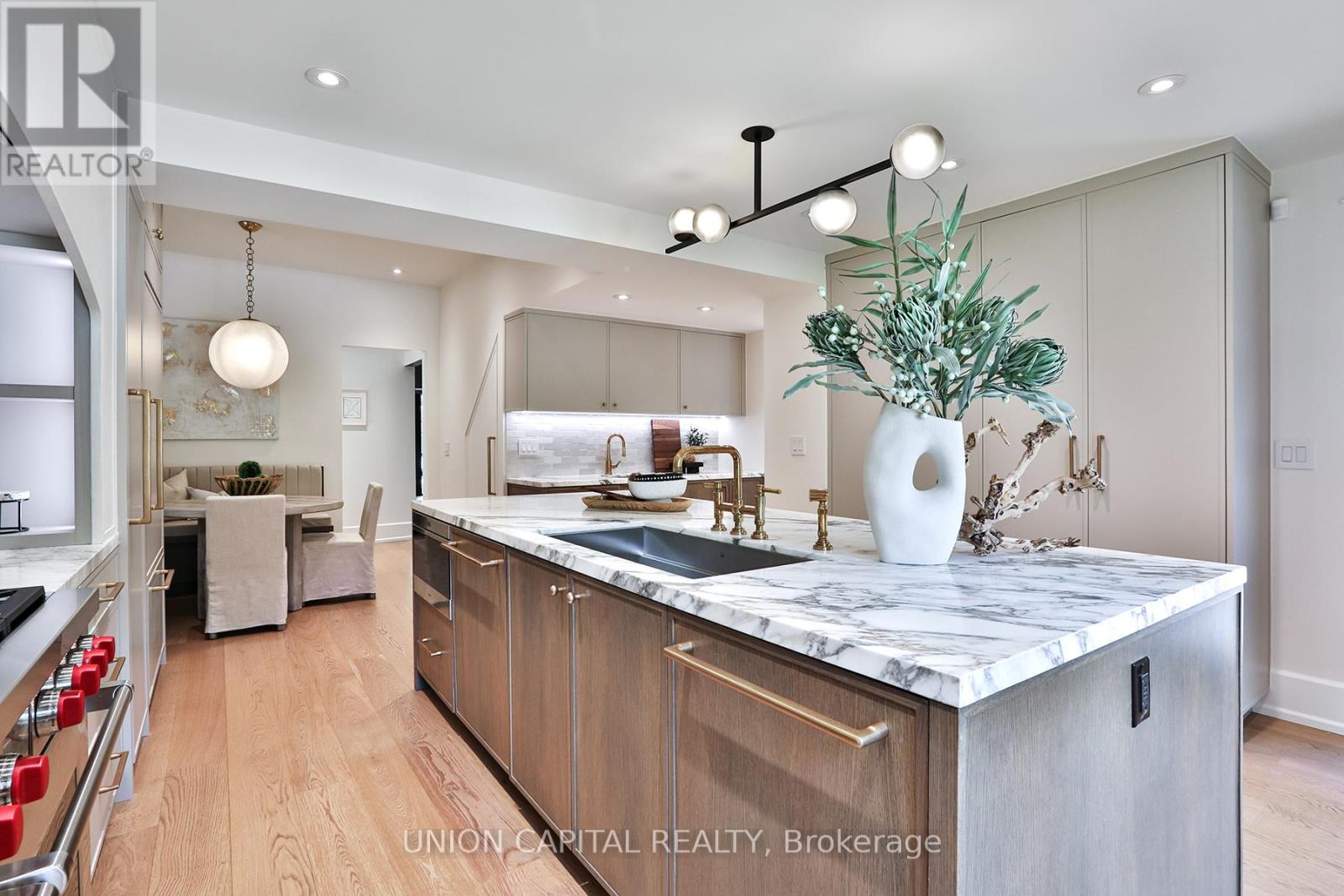16 Lytton Boulevard, Toronto, Ontario  M4R 1L1 - Photo 14 - C12437494